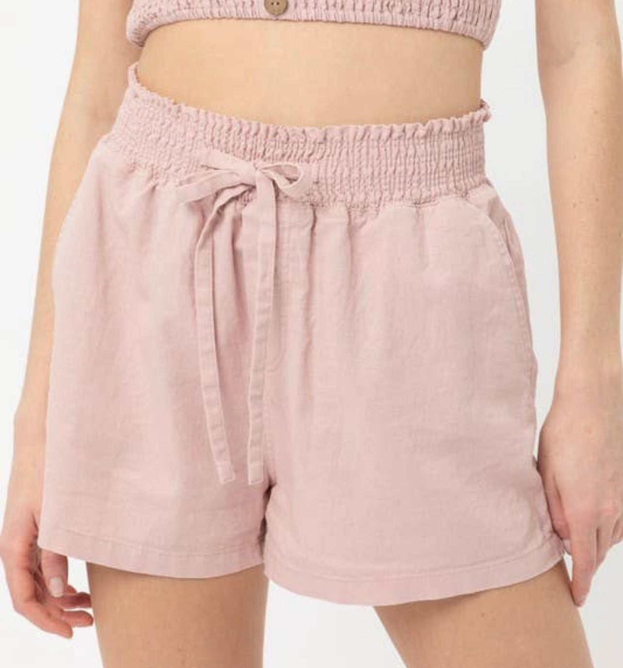 Kelcey Woven Smocked Waist Shorts