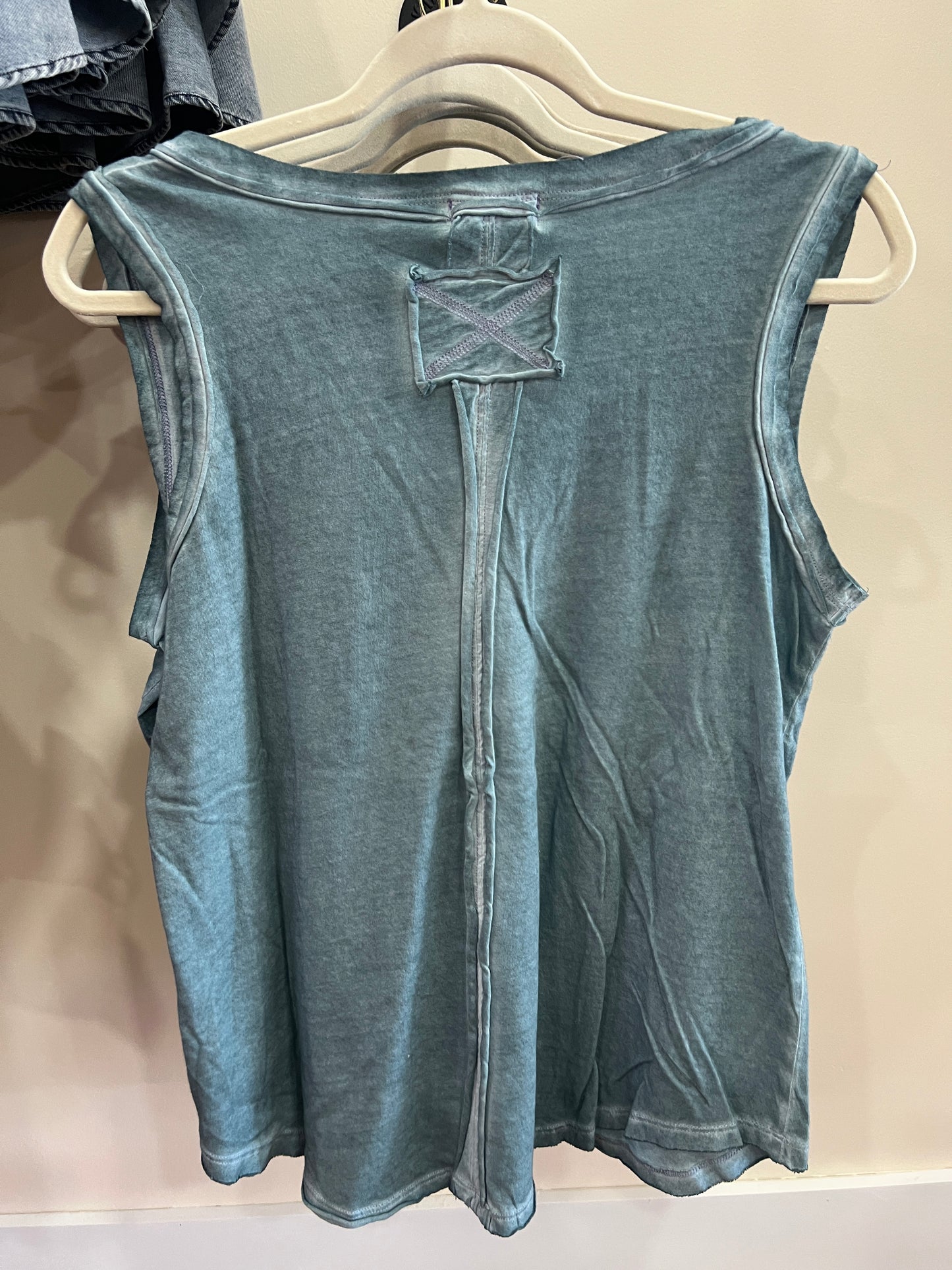 Kailee Sleeveless Tshirt