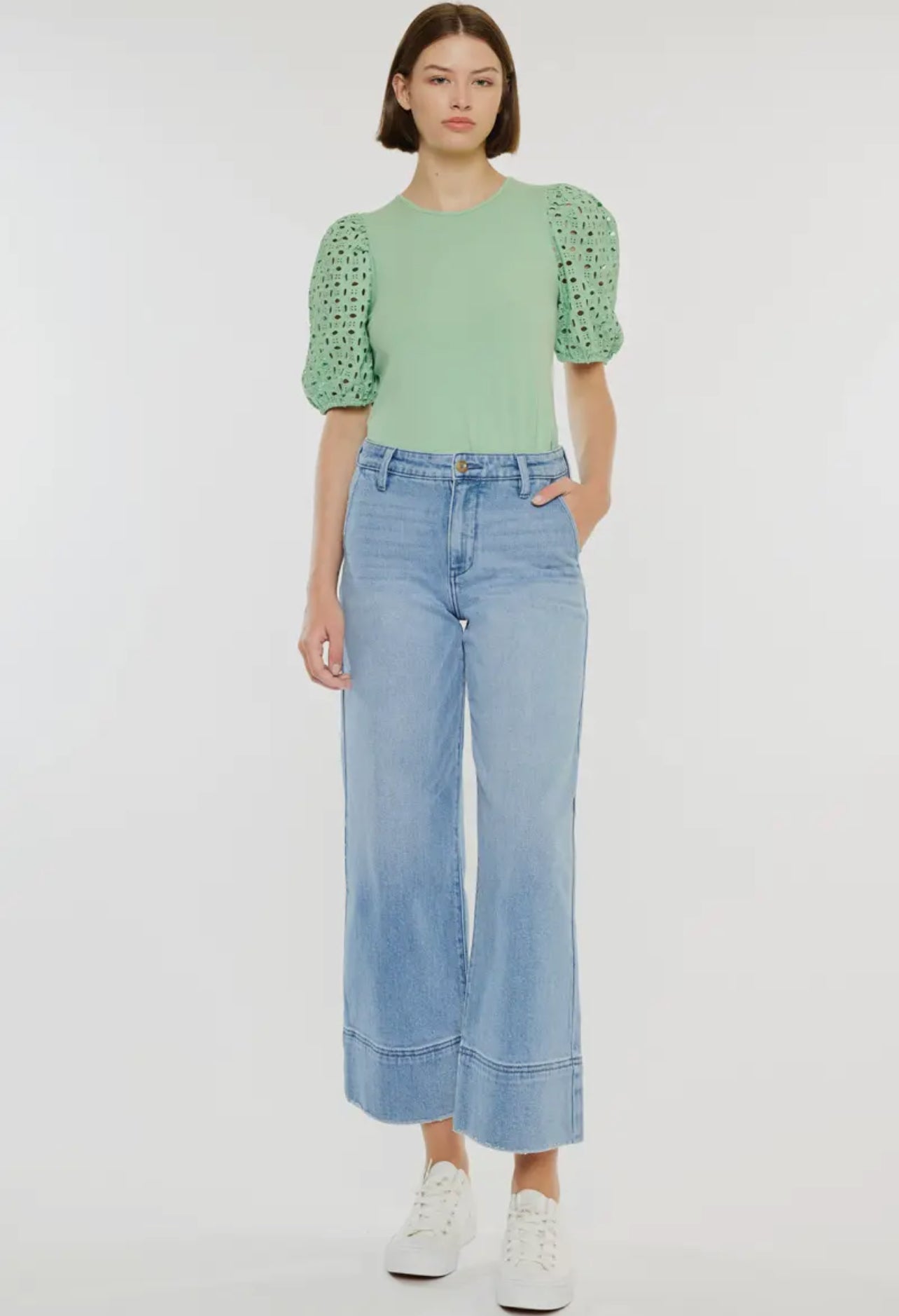 Kan Can Wide Leg Cropped Jeans