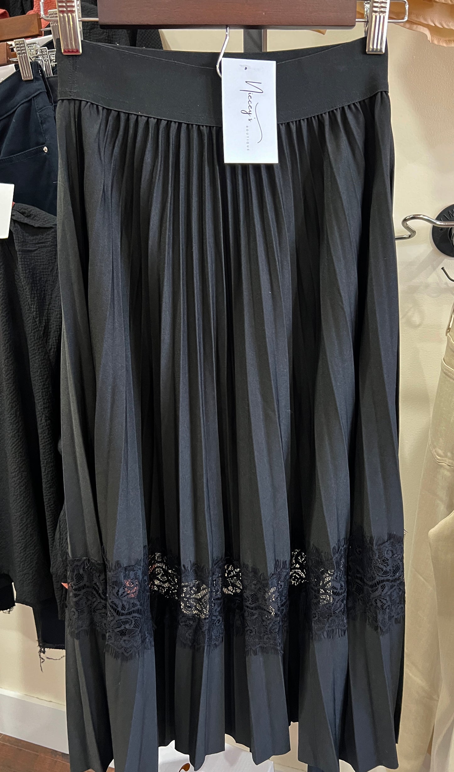 Pleated & Lace Skirt